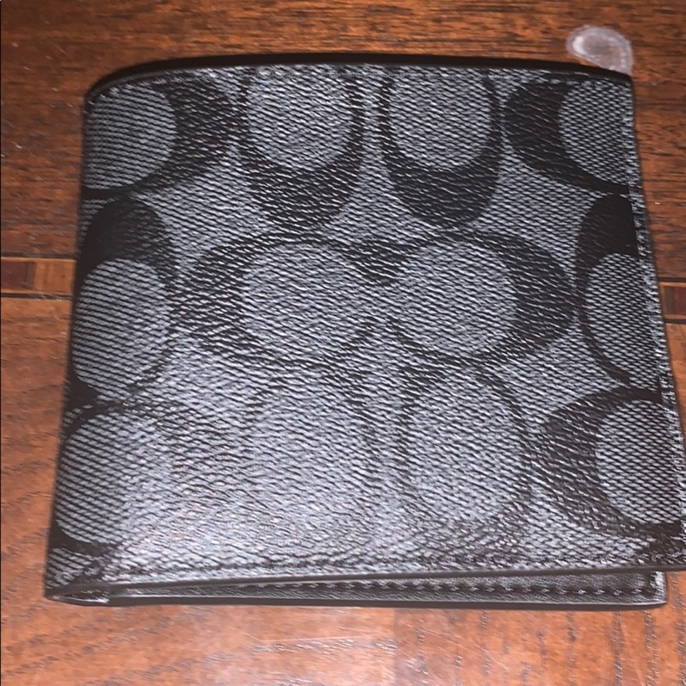 Men’s wallet - Picture 1 of 3